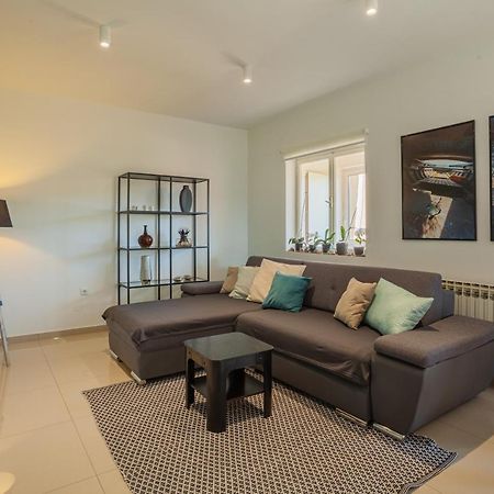 Apartman Petra เซรส ภายนอก รูปภาพ